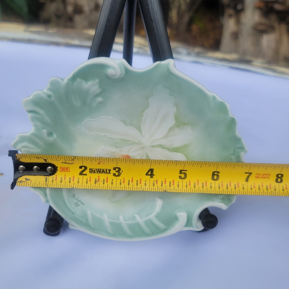 Vintage Ceramic Light Green Trinket with Beautiful Painted Orchid - Picture 5 of 6